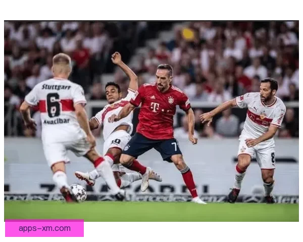 斯图加特球迷愤怒扔折叠椅场上冲突引发争议